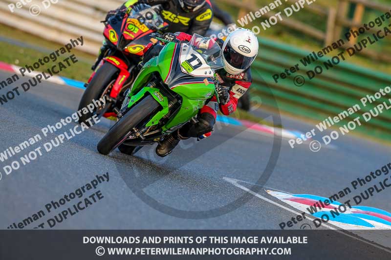 PJM Wedding Photography;enduro digital images;event digital images;eventdigitalimages;mallory park;mallory park photographs;mallory park trackday;mallory park trackday photographs;no limits trackdays;peter wileman photography;racing digital images;trackday digital images;trackday photos